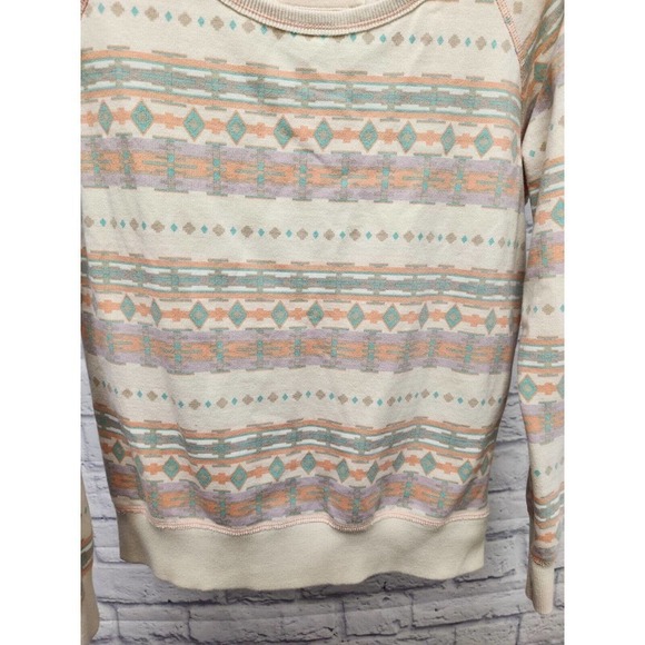 2/$25 LiLu Long Sleeve Scoop Neck Cream Blouse W/ Pale Pastel Geometric size L - Picture 4 of 12